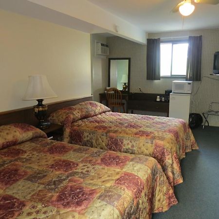 Harrison Village Motel Harrison Hot Springs Exterior foto